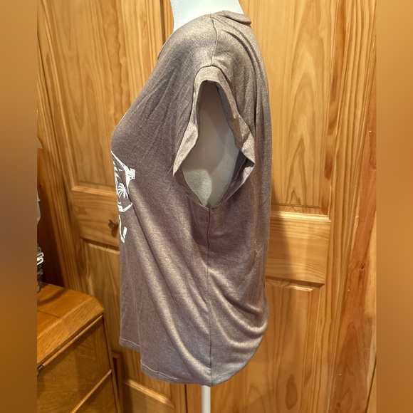 SHEIN 'Vacay Mode' Graphic T-Shirt woman’s - Picture 3 of 11